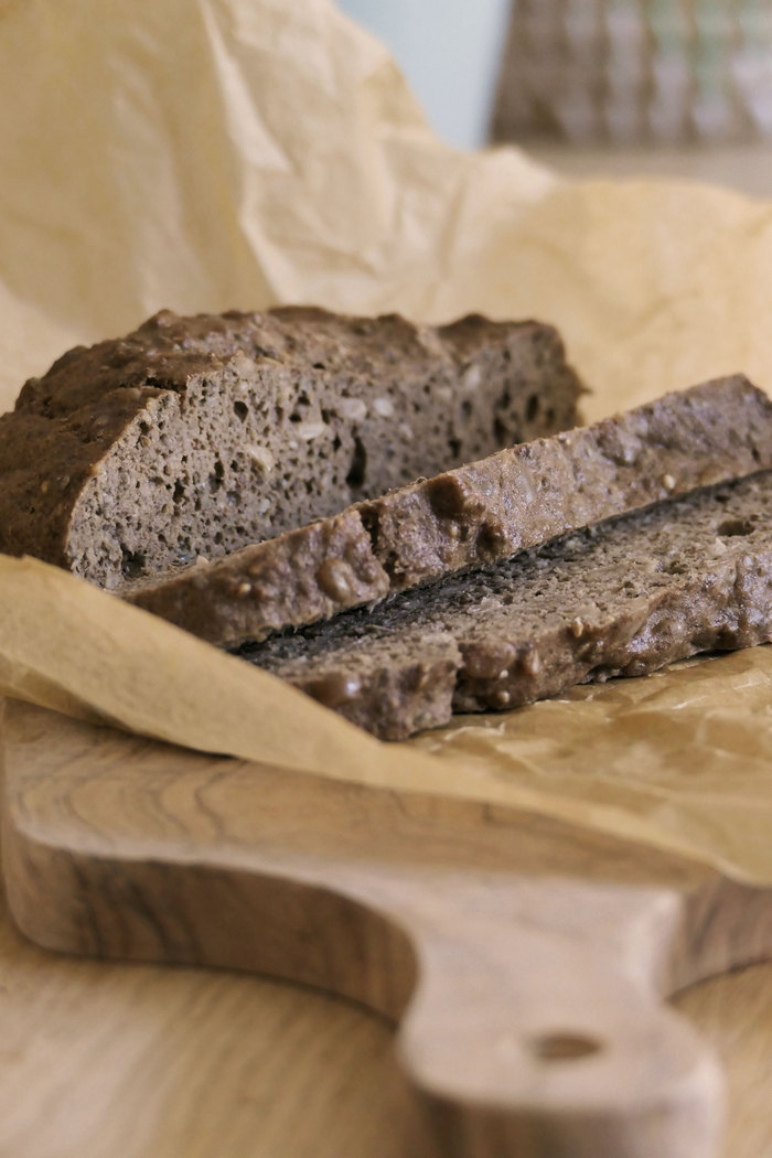 Keto-Brot mit Körnern